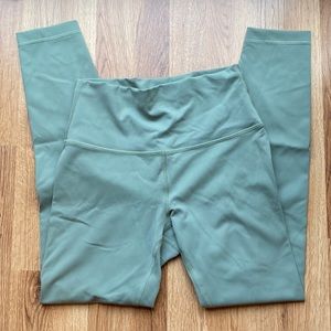 Lululemon Wunder Train